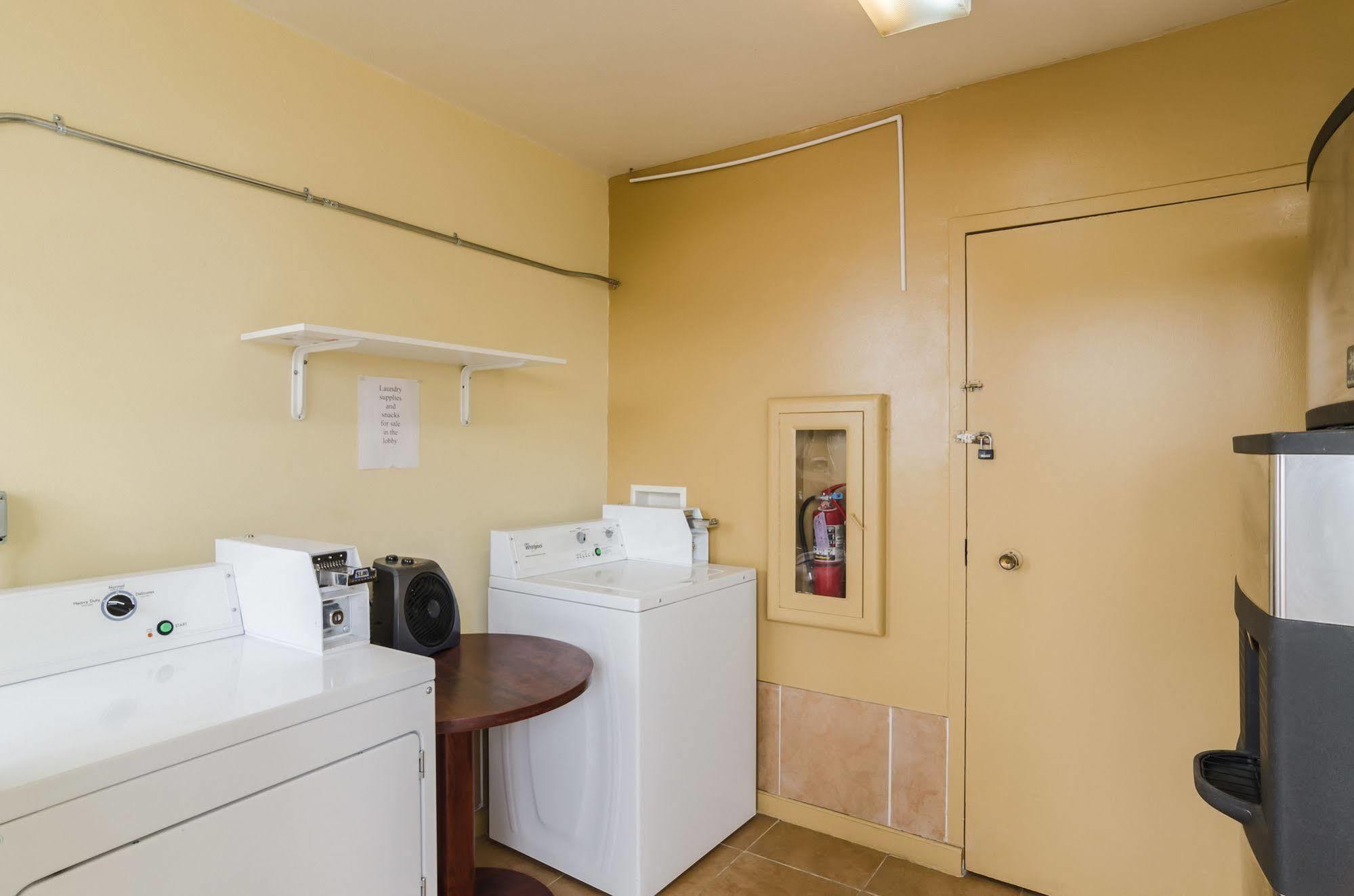 Alamo Inn&Suites Gillette Eksteriør bilde